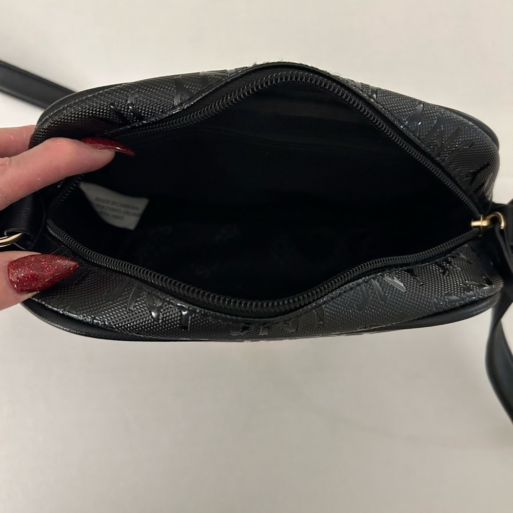 Jones New York Black Crossbody Bag with Gold Accents. - Picture 2 of 10